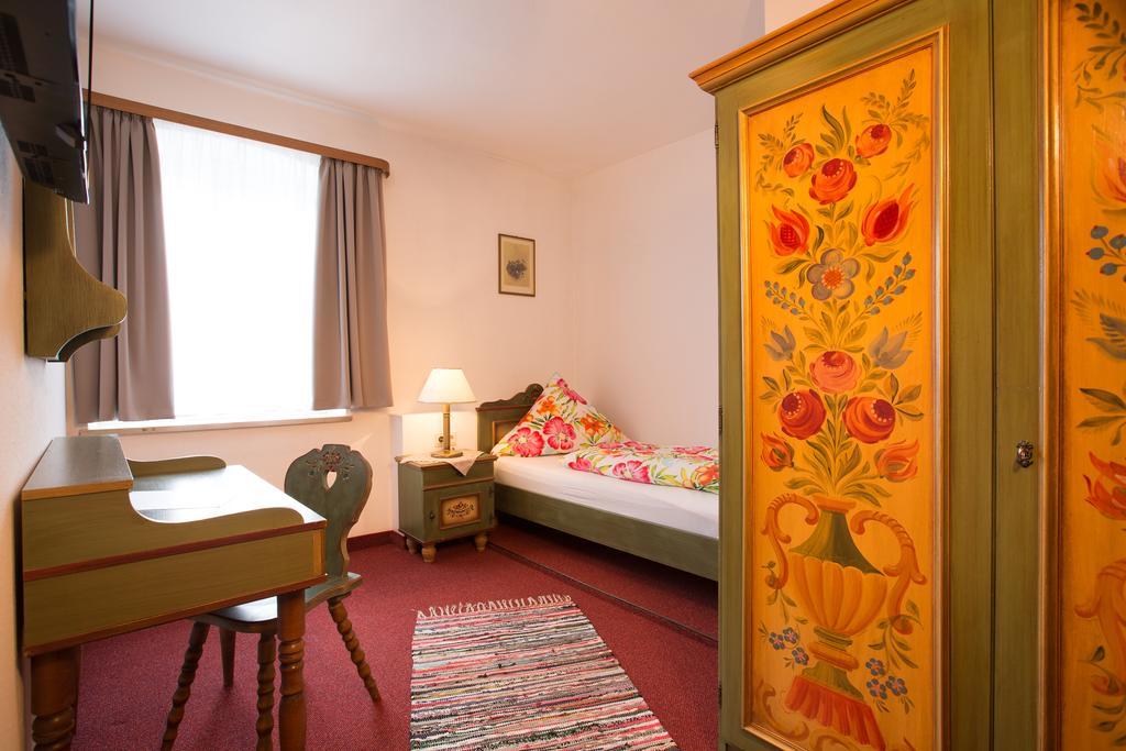 Gasthof Zum Lamm Hotel Garmisch-Partenkirchen Quarto foto