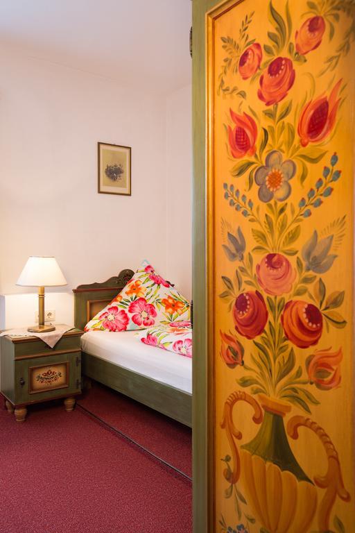 Gasthof Zum Lamm Hotel Garmisch-Partenkirchen Quarto foto